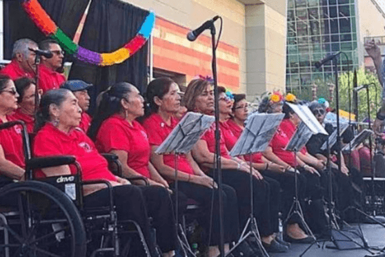 Voces Unidas une, amplifica y exhibe las voces de la comunidad del Parkinson en Phoenix